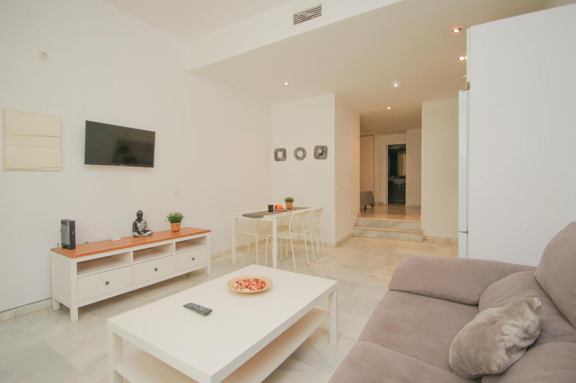 Lovely Apt In The City Center - 15M Walk Giralda Sevilla Eksteriør billede